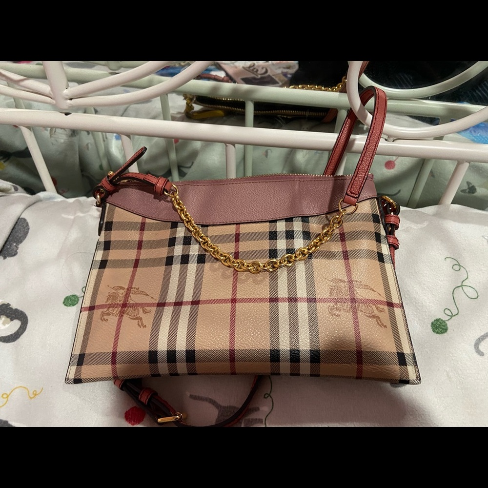Burberry Haymarket pink/mauve leather crossbody - Picture 2 of 6